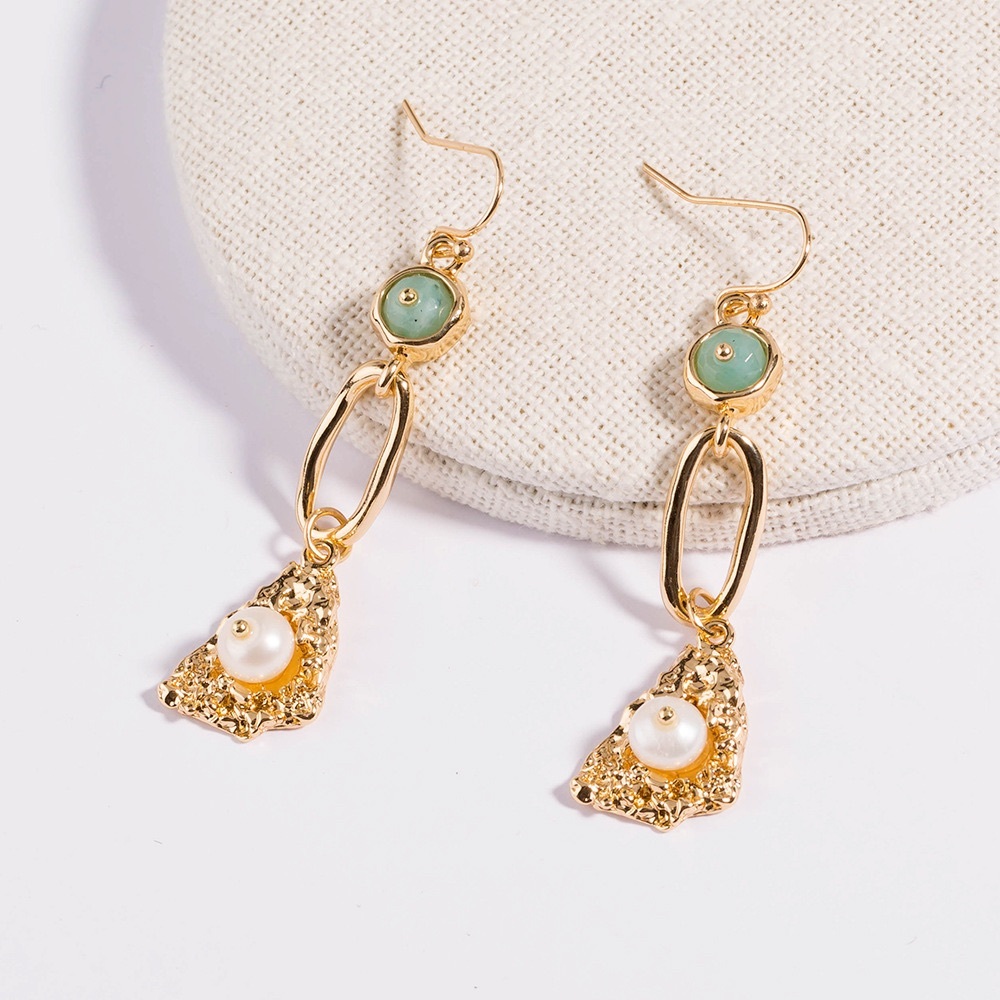 Simple elegant earrings - Picture 4 of 7